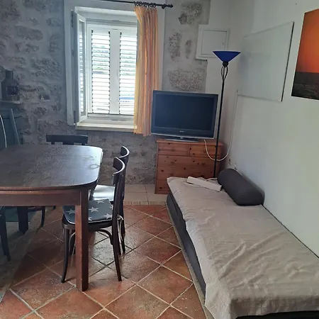 Insel Nowak * 卡普里耶